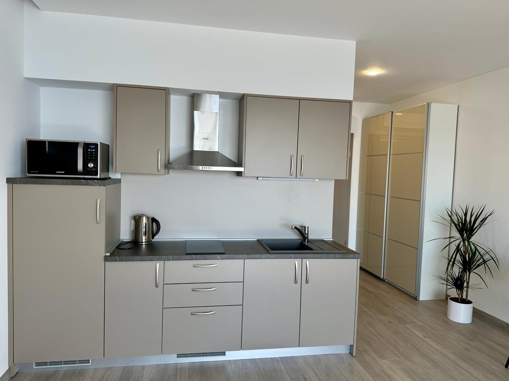 דרזניצה Adria Miris Apartments מראה חיצוני תמונה