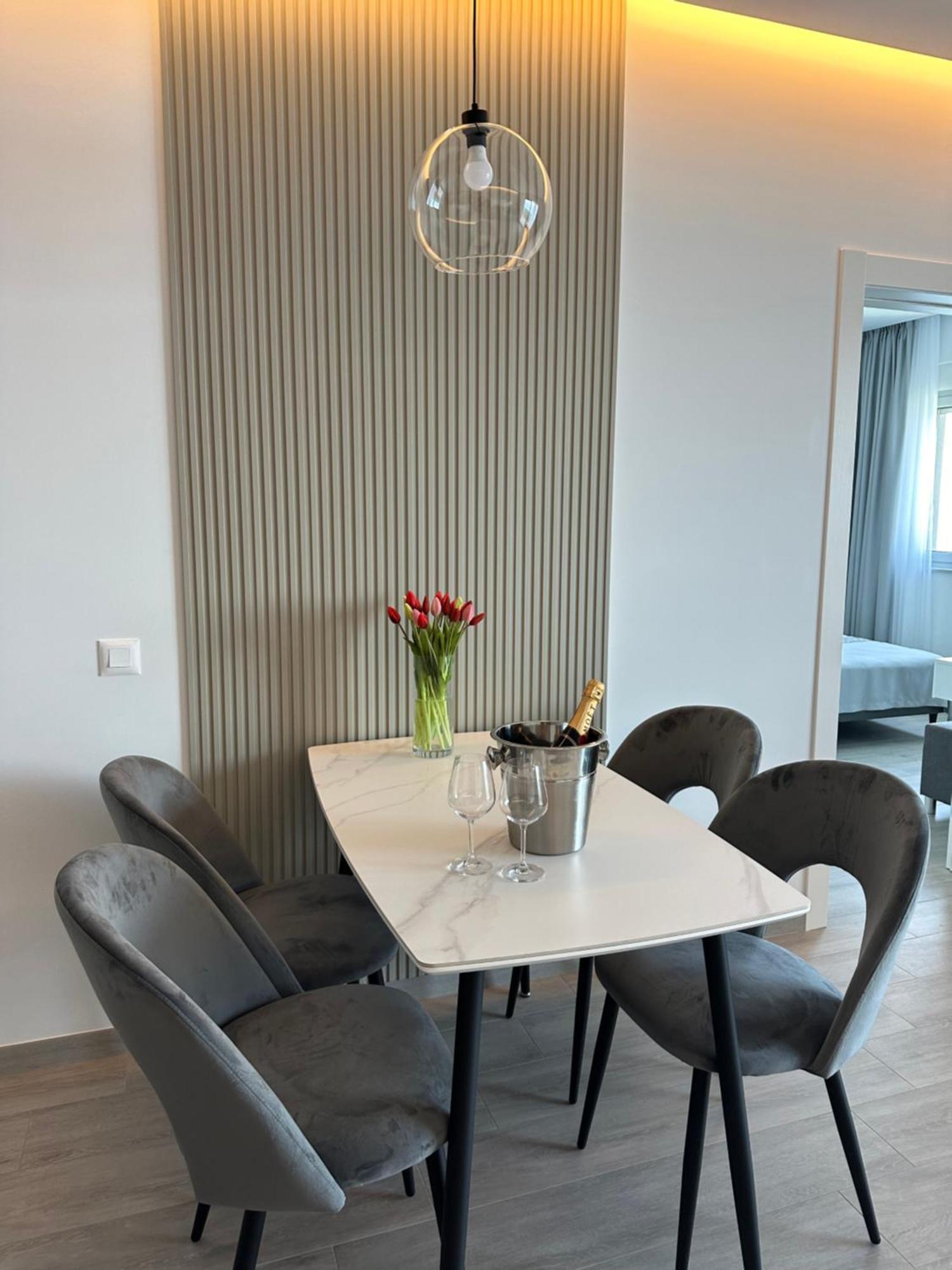 דרזניצה Adria Miris Apartments מראה חיצוני תמונה